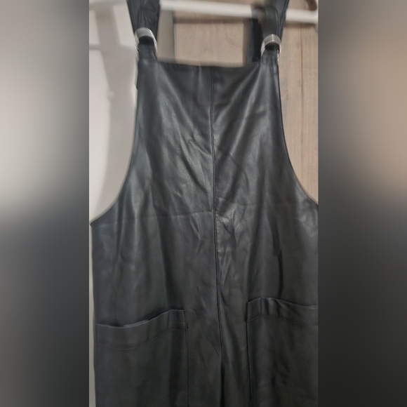 ZARA Jackie Jumpsuit Faux Leather In Black. Size Small - Picture 15 of 16